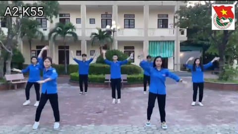 Chi đoàn 12A2 Trường THPT Lý Tự Trọng